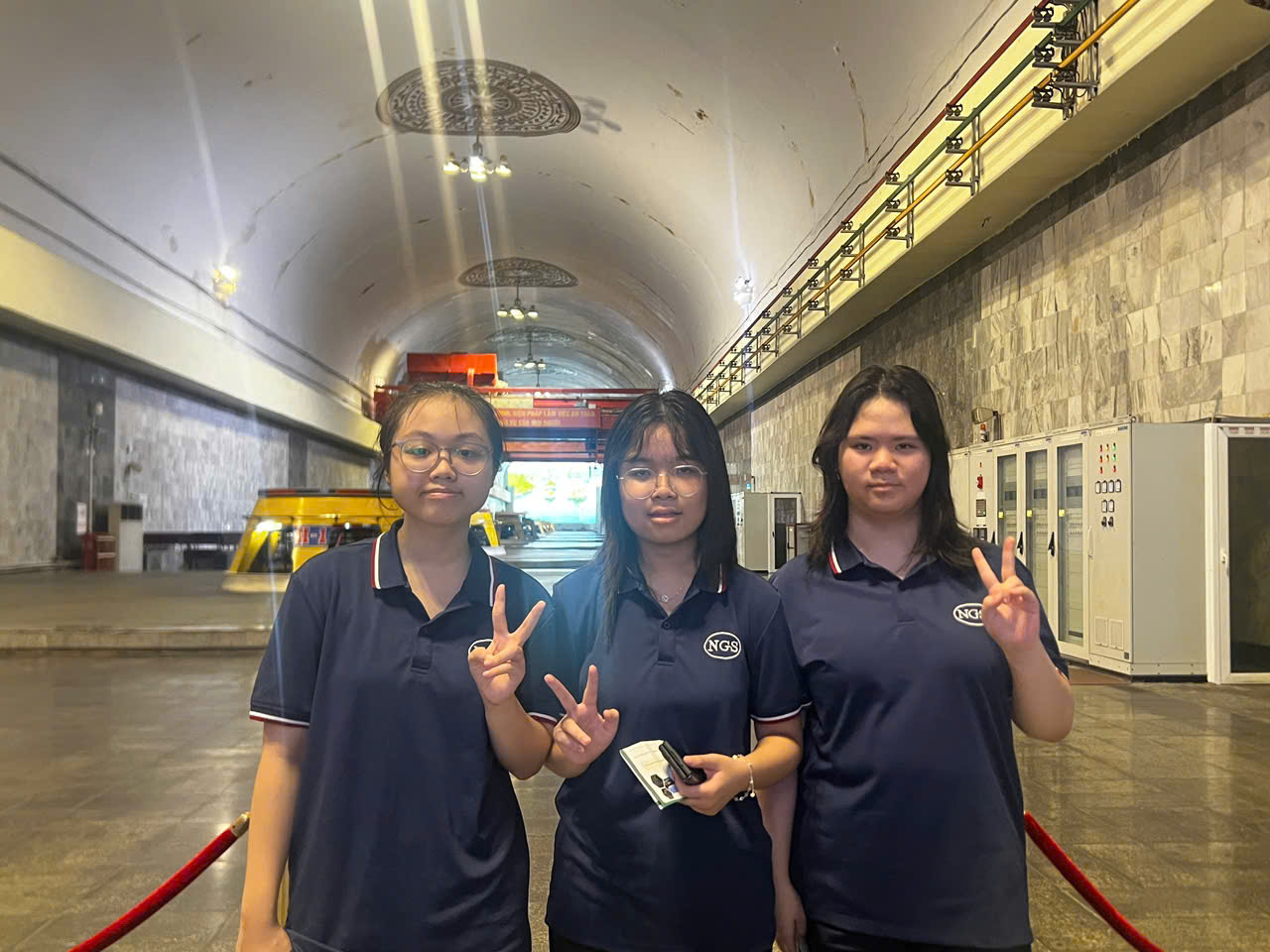 Khoảnh khắc khác trong chuyến ngoại khoá Thuỷ điện Hoà Bình 7